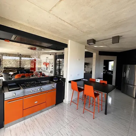 28 Maison d'hôtes Treilles