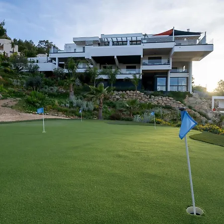 28 ゲストハウス 4*